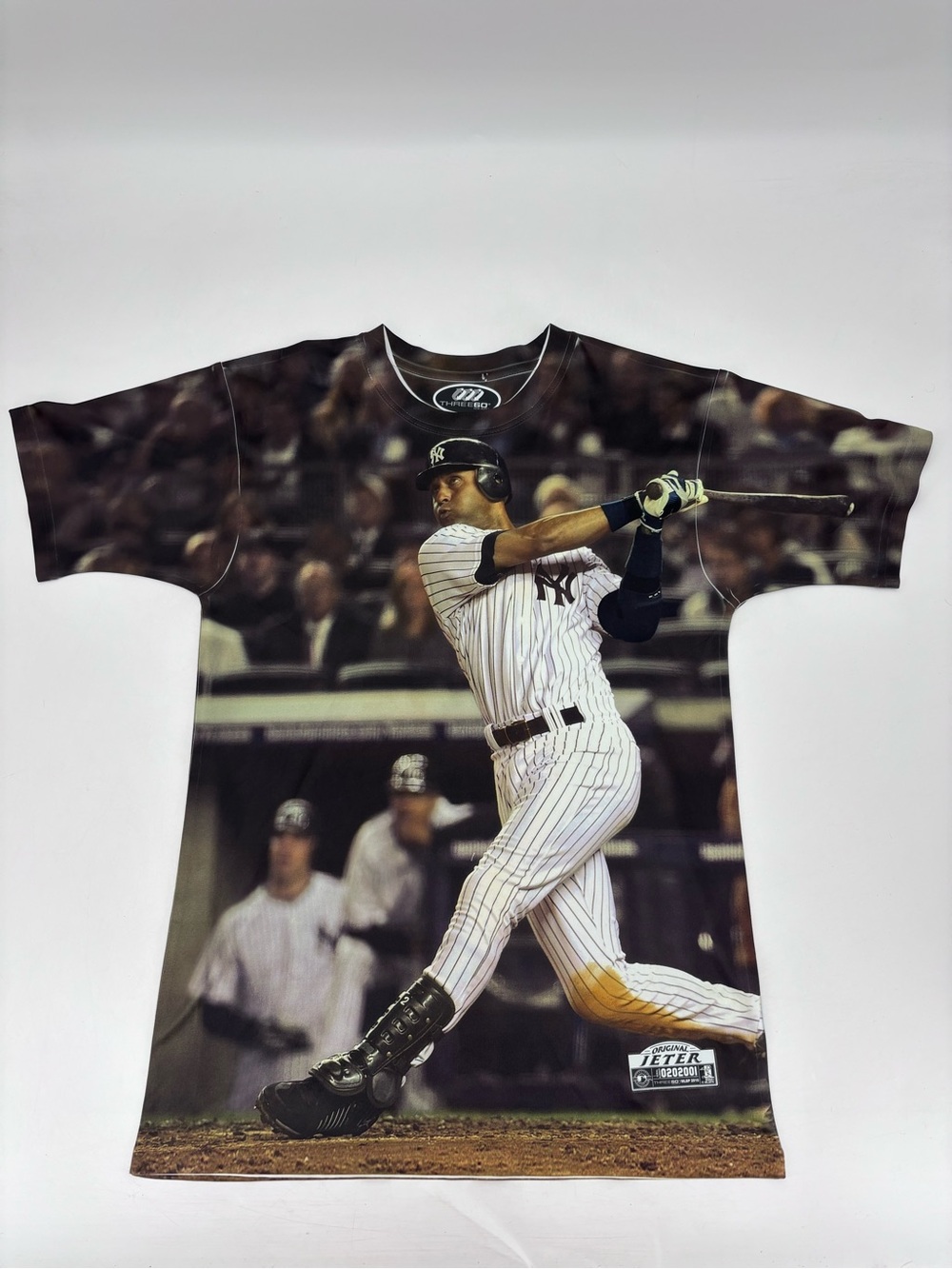 Derek Jeter Three60 Gear 2010 MLB NY Yankees Official License Graphic Tee Shirt
